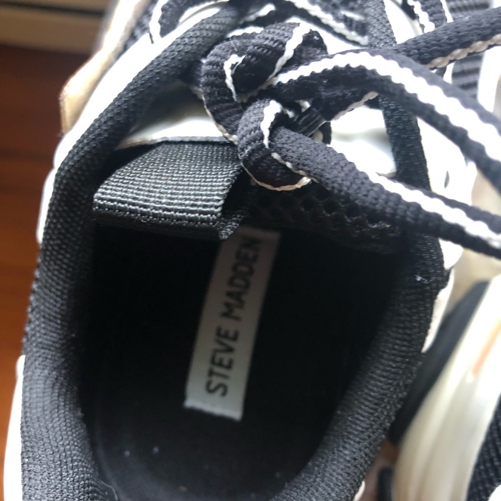 Steve Madden Black, White, and Tan Sneakers - Picture 2 of 3